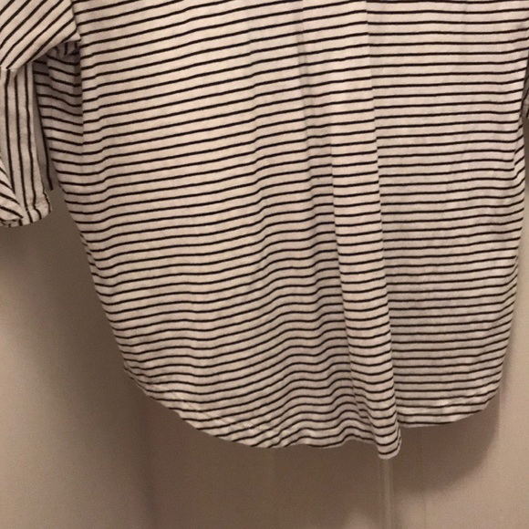 Cabi black and white size S shirt w/ ruffle sleeve - Picture 3 of 3
